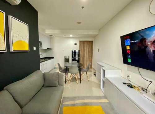 Apt Pejaten Park Residence 1 BR Dewa with Pool & Netflix by Damaresa