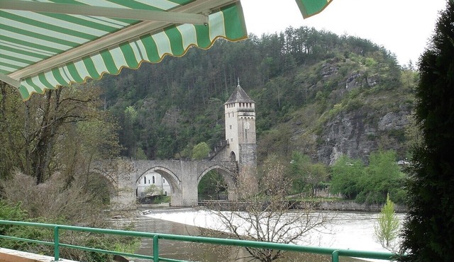 Apt T3 air-conditioned, on the 1st floor of a character residence in CAHORS
