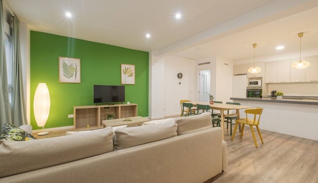 Apt with Fluffy Beds & Private Patio