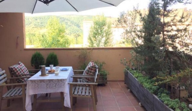 Apt. With terrace/garden of 40m2 in Ainsa Pyrenees