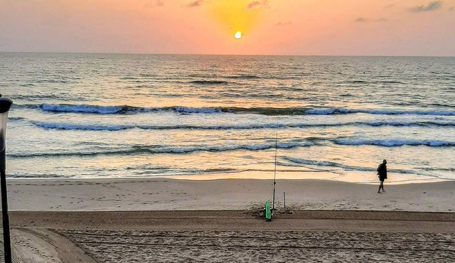 Apto. Primera Linea de la Playa en Les Palmeres