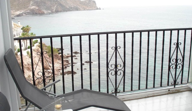 APTO, WIFI in ACANTILADO 'VIEW TO THE SEA'. PARKING