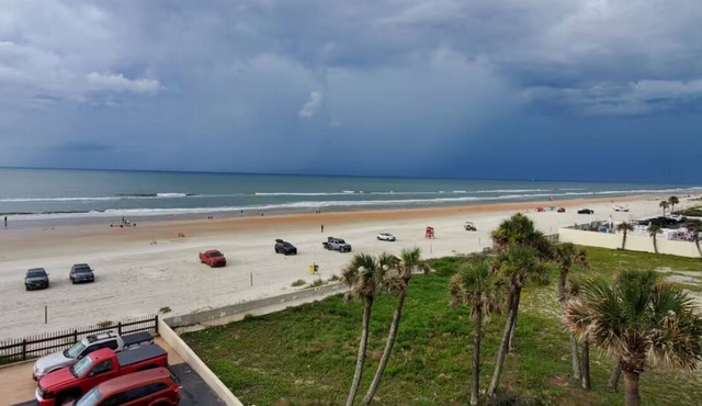 Aqua Escape - Studio - No Balcony - Limited View