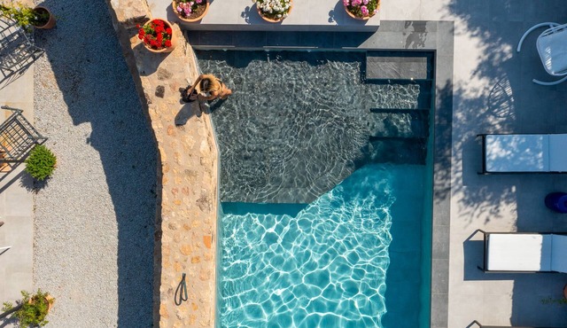 Aqua et Oleum Hotel