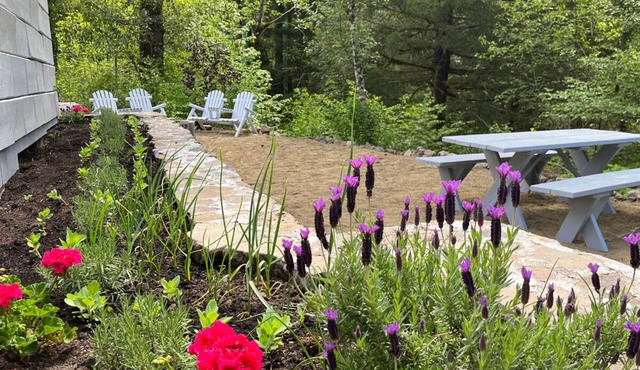 Aqua Gardens Villa Guest House. A gated, private estate. Seclusion and privacy.