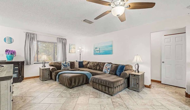 Aqua Queen | Pool 3BR