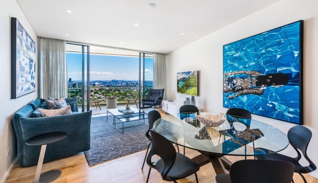 Aqua Spectacular Situated in the heart of trendy, cosmopolitan Bondi Junction