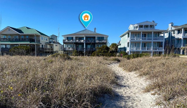 Aqua Vista by Sea Scape Properties