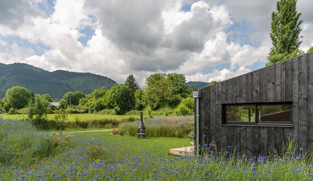 AQUÍ: comfortable 2-person tiny house with view at the foot of the Pyrenees