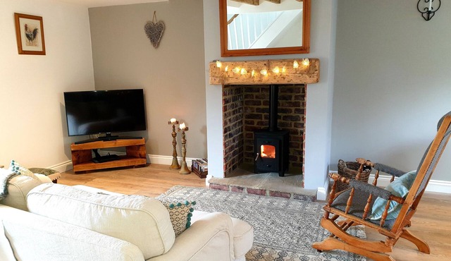 Aquila Cottage; Cosy cottage for 2 on Hadrians Wall. Log Burner. Adults Only.