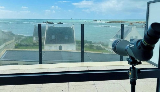 AR SKOL - Magnificent seafront duplex