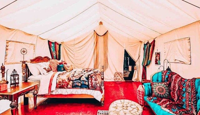 Arabian nights Luxury suite, Glamping tent