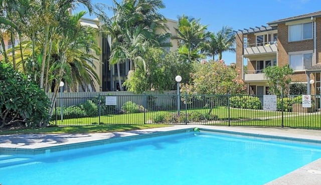 Araluen, a coastal one-bedroom retreat close to river, cafés, town and beaches