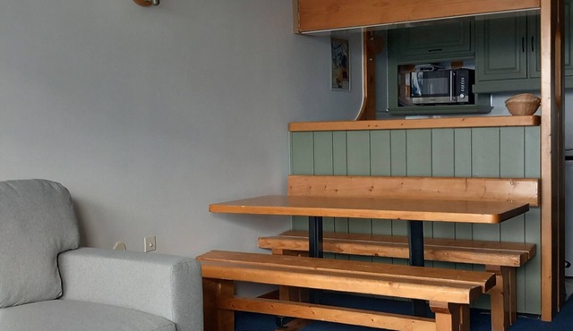 Arc 1800: 2-room apt, 4 people, balcony, pets allowed
