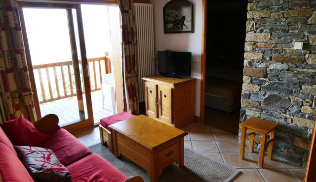 ARC 1800 Chantel T3 6 pers in residence/pool/ski-in & ski-out