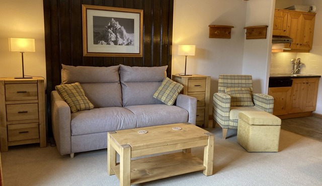 Arc 1950, Large 1 BR overlooks the "jardin de neige", youngest kids' ski school