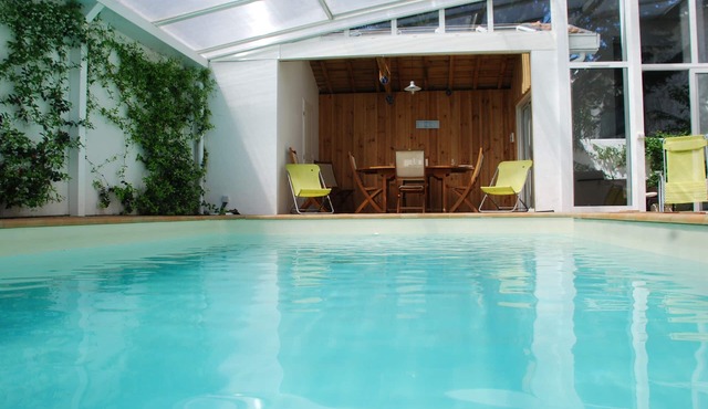 Arcachon - Elegant Large Home (2000sq/ft) with pool, 5mn by foot to the beach