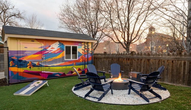 ARCADE - FIRE PIT - HOT TUB - BACKYARD GAMES - OLDE TOWN HISTORIC DISTRICT