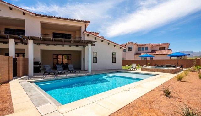 Arcadia 66 + 67 | TWO POOLS + HOT TUBS + ARCADES + POOL TABLES