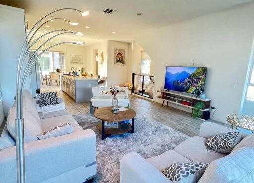 Arcadia Best for Family 4b3.5b SPACIOUS TOWNHOUSE