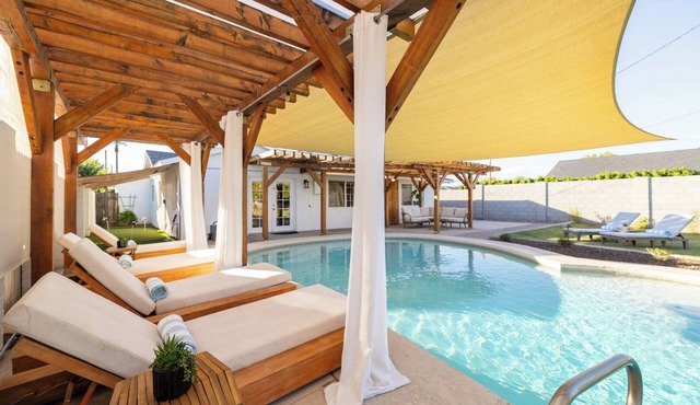 Arcadia Oasis | Heated Pool & Near Old Town