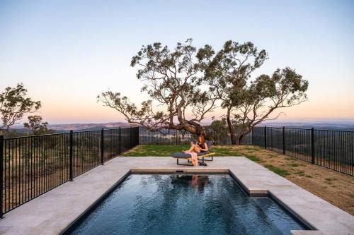 Arcadia - Refined Wellness Retreat with Scenic Views