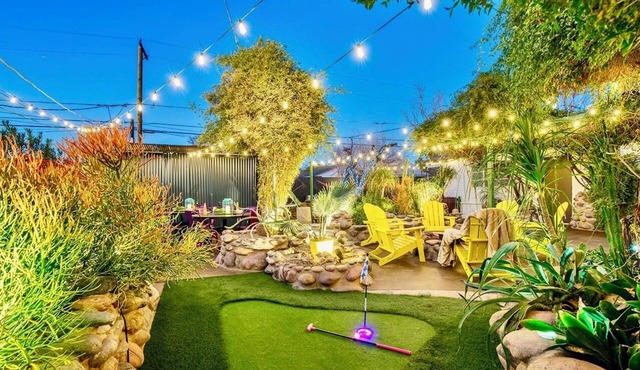 Arcadia Retreat + Resort Yard + Hot Tub + Detached Casita