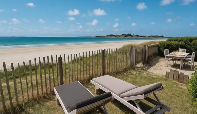 Architect-designed villa ⭐️ ⭐️⭐️⭐️⭐️face by the sea 6 pers🏄🏻‍♂️les feet in the sand