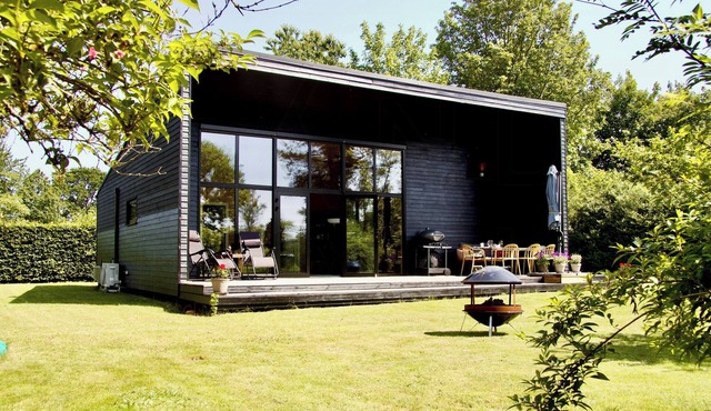 Architect-designed holiday home by Isefjord
