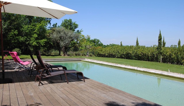 Architect-designed home w superb views of Mont Ventoux, Dentelles de Montmirail