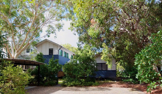 Architect designed 4 bedroom house, overlooking forest and ocean views.