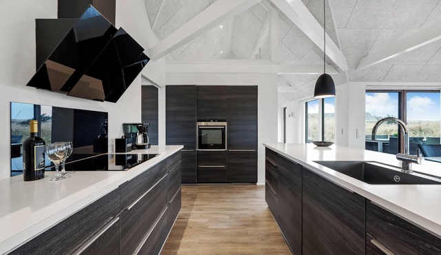 Architect-designed activity house with a unique location - 1024