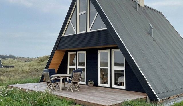 Architect-designed gem at the West Coast