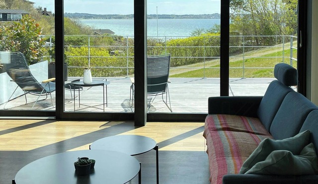 Architect-designed house with sea views