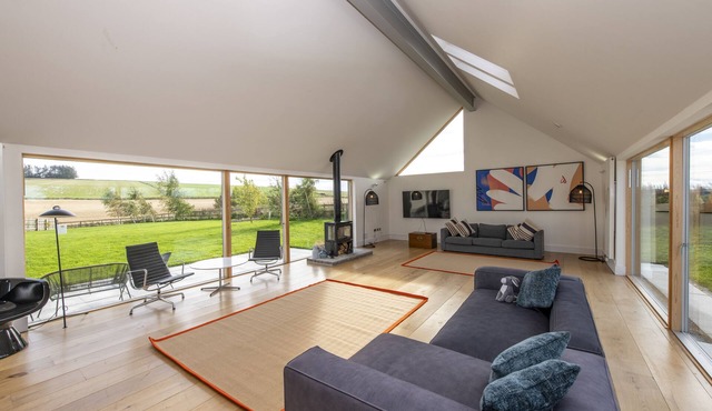 Architect Designed LodgenReconnect with nature at this unforgettable escape