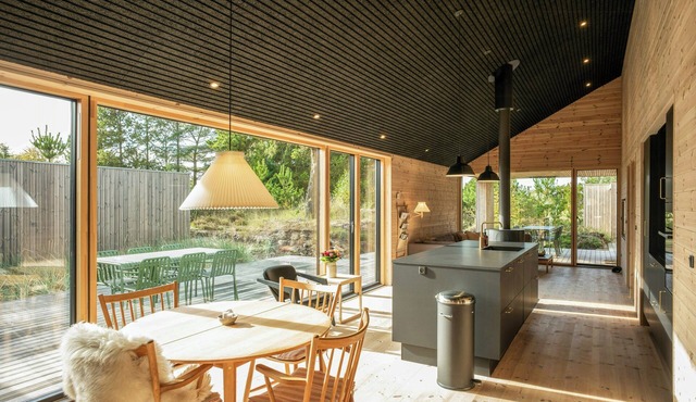 Architect-designed wellness house close to beach