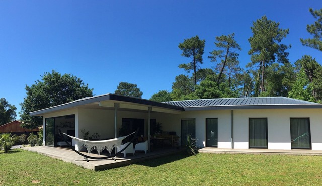 Architect house in Ondres, between moors and Basque country