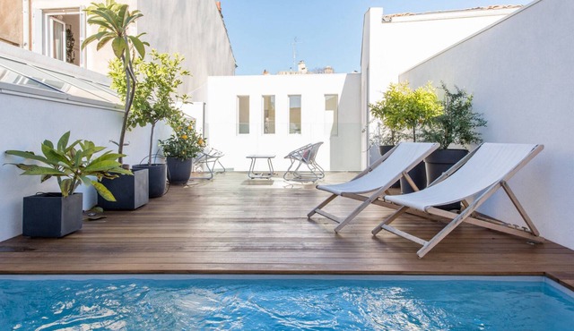 ARCHITECT HOUSE, Nîmes CENTRE with TERRACE and SWIMMING POOL