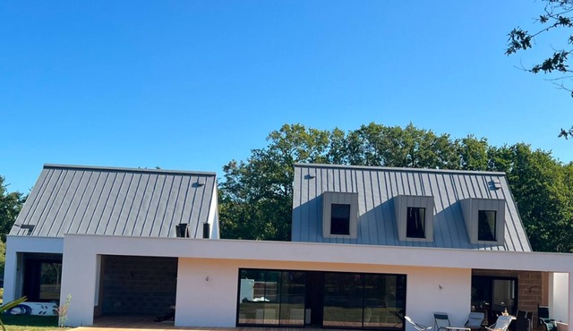 ARCHITECT HOUSE SOUTH FACING 2 min FROM THE LANSERIA BEACH QUIMIAC MESQUER