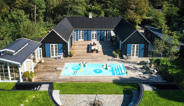 Architect house with pool near Tisvilde