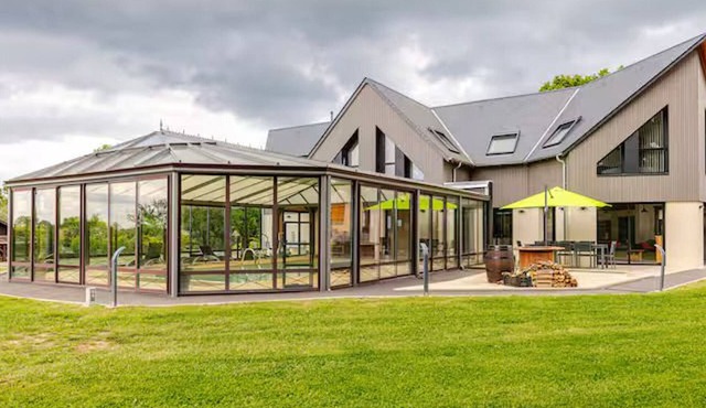 Architect house with heated pool and secure park