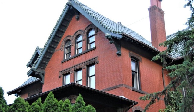 Architect's Brownstone Mansion 6B6B, Porch, Garden