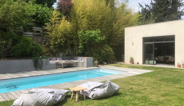 Architect's house between Nîmes and Montpellier