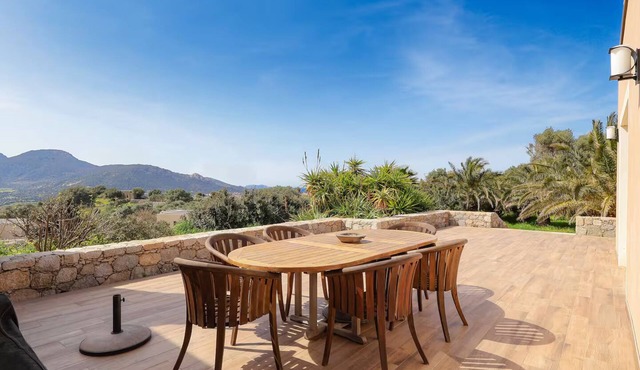 Architect villa between sea and mountain