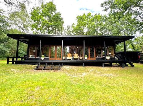Architectural Cottage On 7000 Sqm Nature Plot