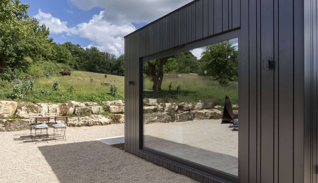 Architectural gem on an acclaimed cotswold farm/2