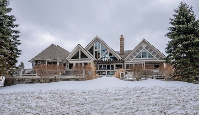 Architectural Gem w/Dock & Dock Slip