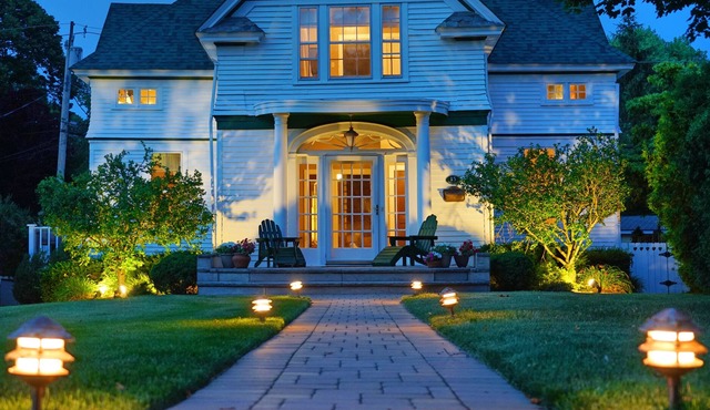 Architectural Masterpiece in Red Bank NJ - Character and Charm. Walk to town.