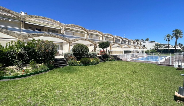 ARCOS casa adosado primera línea