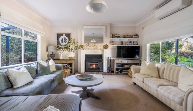 Ardbrae Countryside Tranquility Charming Cottage